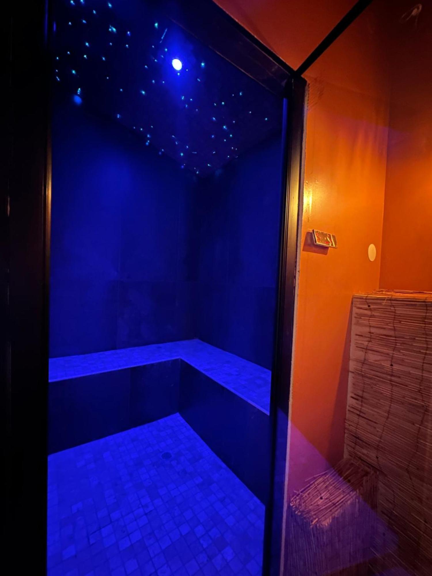 Bed and Breakfast Jungle Spa Dunkirk Exterior foto