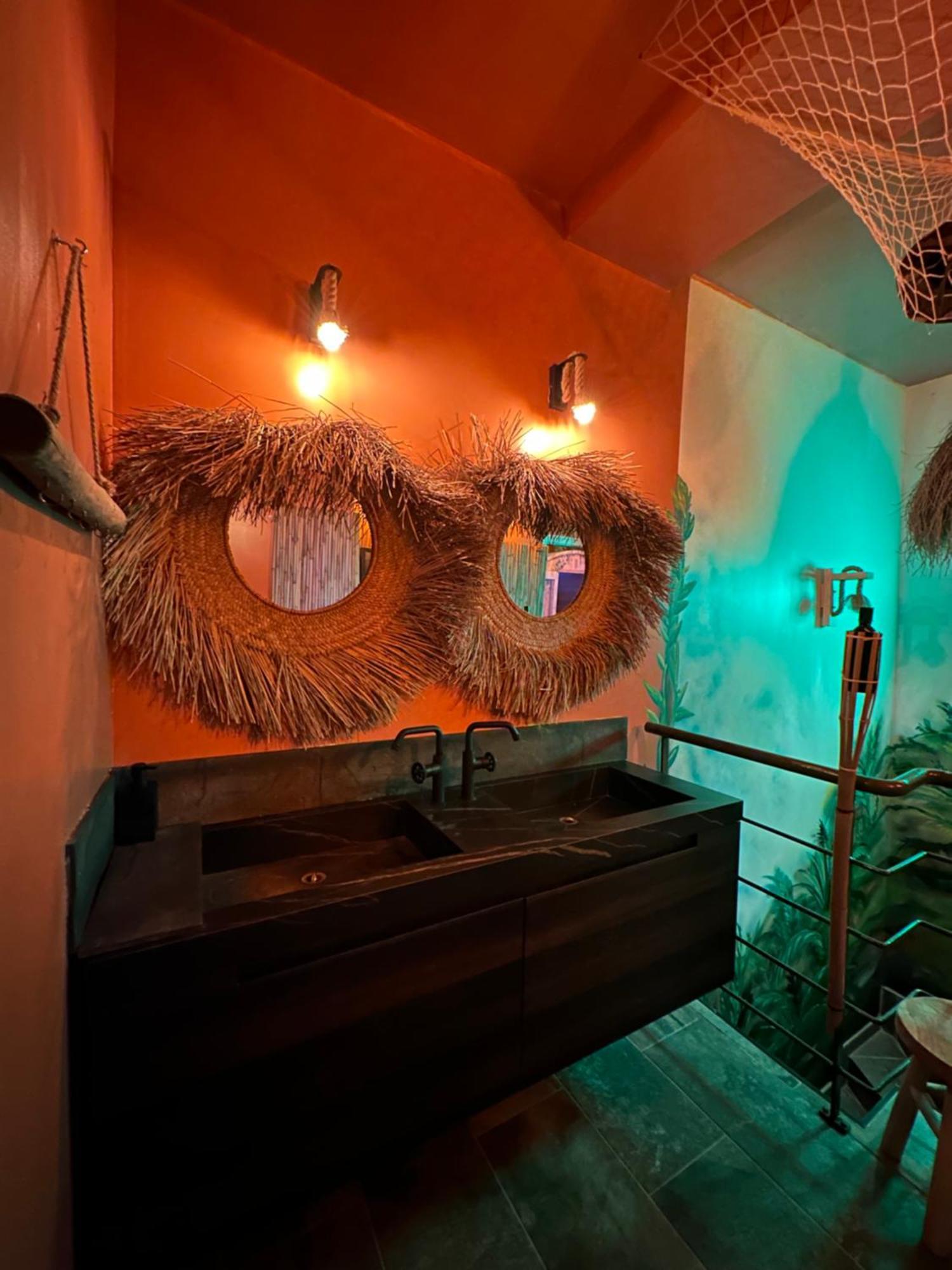 Bed and Breakfast Jungle Spa Dunkirk Exterior foto